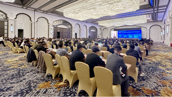 何文波：推动钢铁-钢结构-建筑产业链升级和变革，迎接有钢铁全面支撑的建筑产业新时代